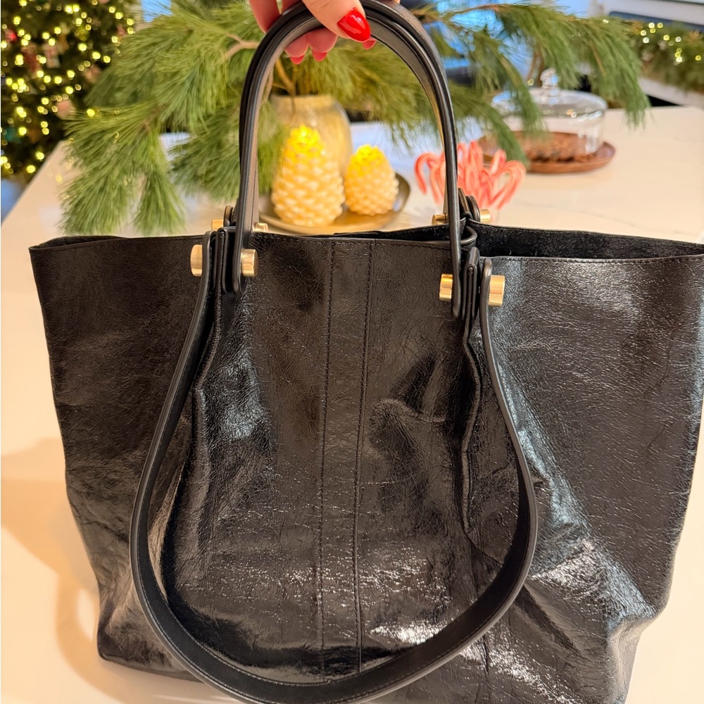 ALL SAINTS Elegant Black Leather Tote Bag